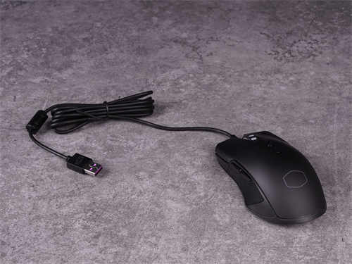 Cooler Master CM110 CM310电竞滑鼠开箱/千元内亲民价格、左右对称鼠身、环绕照明灯条(16)