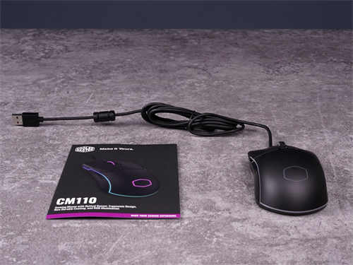 Cooler Master CM110 CM310电竞滑鼠开箱/千元内亲民价格、左右对称鼠身、环绕照明灯条(3)