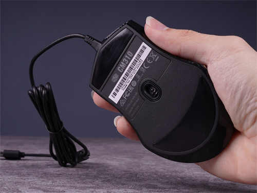 Cooler Master CM110 CM310电竞滑鼠开箱/千元内亲民价格、左右对称鼠身、环绕照明灯条(22)