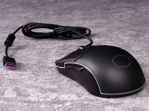 Cooler Master CM110 CM310电竞滑鼠开箱/千元内亲民价格、左右对称鼠身、环绕照明灯条(4)