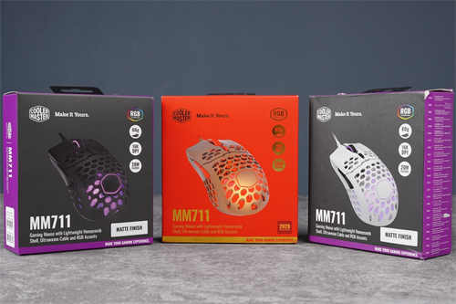 Cooler Master MM711轻量化电竞滑鼠开箱/黑白限定金三色齐发、镂空峰巢设计、RGB灯效(1)